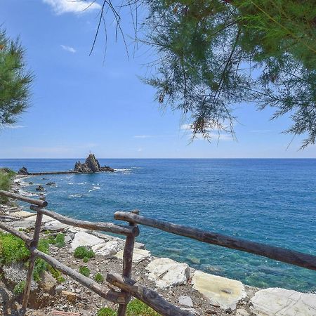 Amazing Apartment In Moneglia With House Sea View Exterior foto