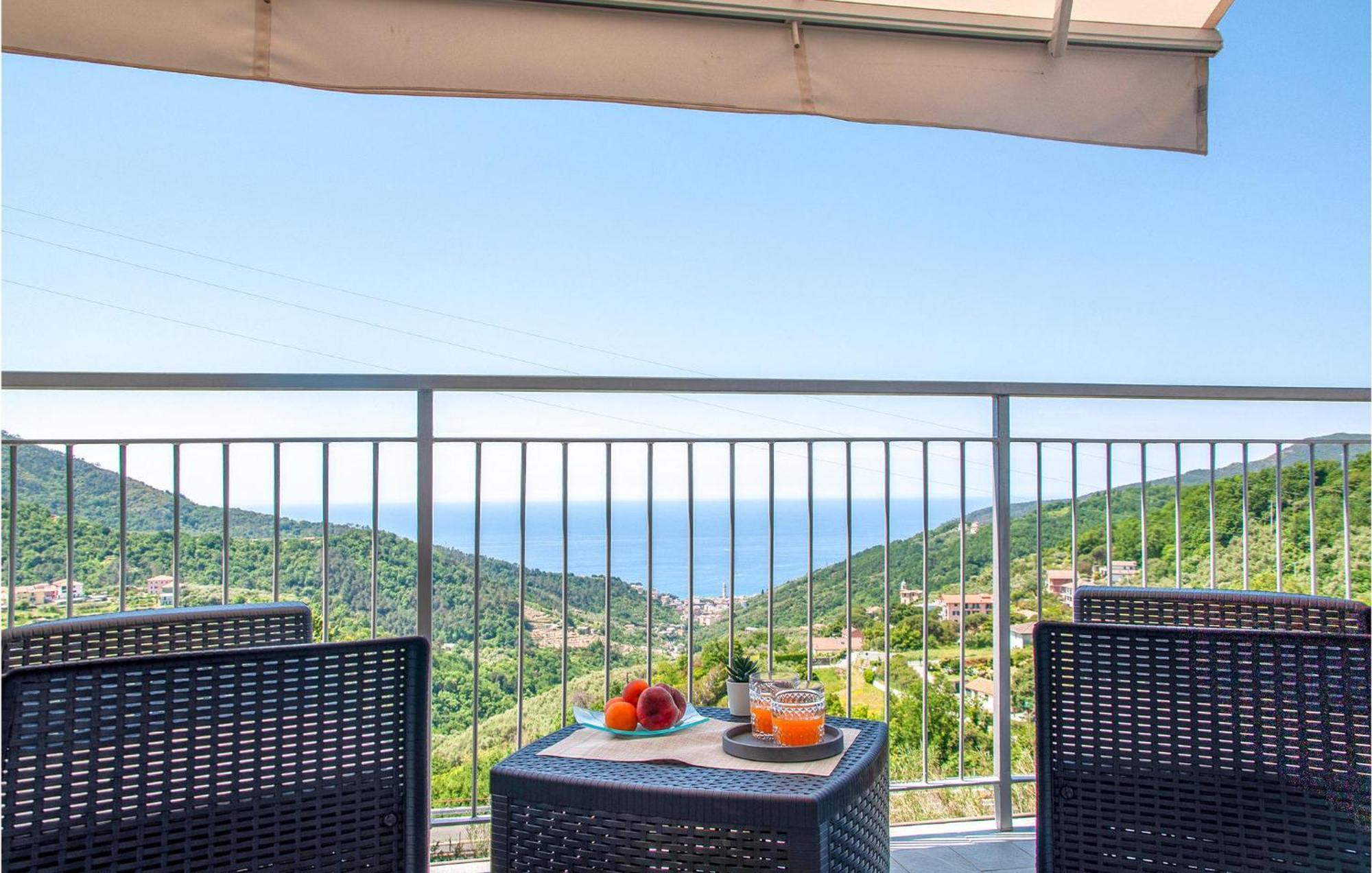 Amazing Apartment In Moneglia With House Sea View Exterior foto